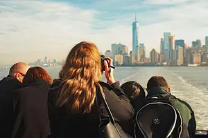 Statue of Liberty Fully Guided Tour with Ellis Island